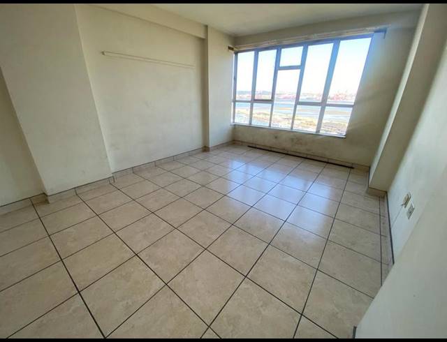 2 BEDROOM PROPERTY TO RENT IN ESPLANADE